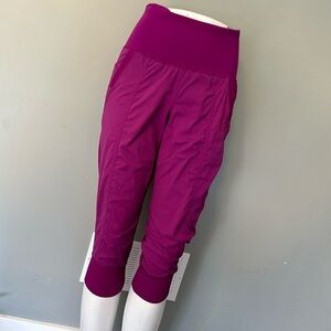 Lululemon in flux crop size 6